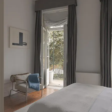 Bed & Breakfast Loft 4*