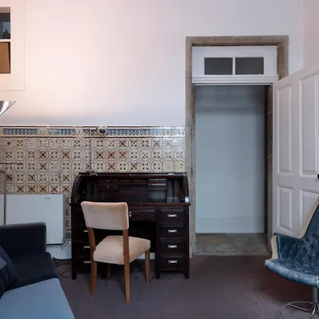 Bed & Breakfast Loft 4*
